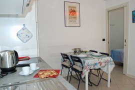 Appartamento 'Appartamento Fiorito' con Wi-Fi e aria condizionata, Italia, Rimini, Provincia di Rimini