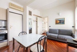 Bright & Comfy Apartment with Parking, Italy, Milano, Provincia di Milano