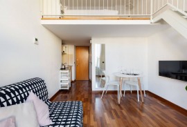 Apt con balcone su 2 livelli Milano-C.so Magenta!, Italia, Milano, Provincia di Milano