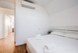 New! Apt ristrutturato con 2 terrazzi, Wifi & A/C!, Italia, Vigentino, Milano