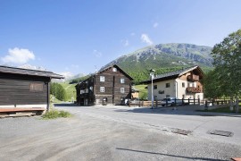 Appartamento 'Casa Canton' con vista sulle montagne, giardino in comune e Wi-Fi, Italy, Livigno (Borgo), Livigno