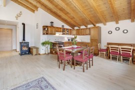 Appartamento 'Casa Sergio' con vista montagne, giardino privato e balcone, Italia