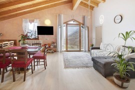 Appartamento 'Casa Sergio' con vista montagne, giardino privato e balcone, Italia