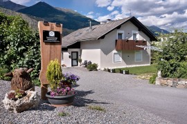 Appartamento 'Garboshof' con vista sulle montagne, giardino privato e Wi-Fi, Italia, Laas, Parco Nazionale dello Stelvio