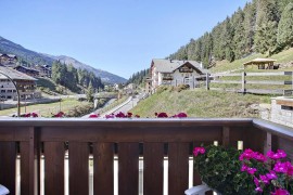 Appartamento 'Vittoria Mono' con vista sulle montagne, terrazza e Wi-Fi, Italy, Santa Caterina Valfurva, Valfurva