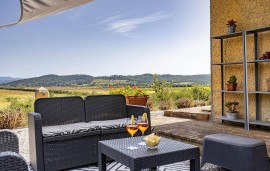 Terrazza a bordo piscina con parcheggio e WiFi, Italia, Campiglia Marittima, Costa degli Etruschi