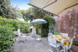 Accogliente casa vicino al lago a Sabaudia con balcone