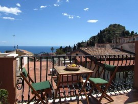 Appartamento sulla spiaggia: WiFi, A/C, Terrazza, Italy, Taormina, Provincia di Messina