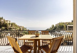 Lovely Apartment w/ Romantic Sea view, Italia, Taormina, Provincia di Messina