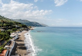 Taormina Seaview Studio a few steps from the Beach