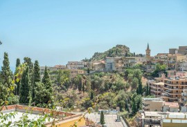 Romantic Retreat in Taormina