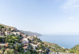 Calipso Apt con Vista Mare, Parcheggio e Piscina