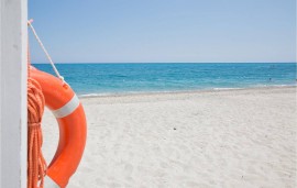 Appartamento Vista Mare con Giardino e AC, Melito di Porto Salvo