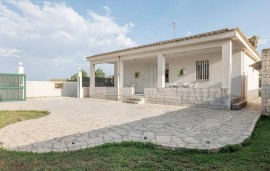 Accogliente appartamento di 110mq | Parcheggio, aria condizionata, cucina | 2,5 km dalla spiaggia, Italia, Ispica, Provincia di Ragusa