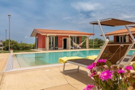 Casa vacanze 'Villa Fichi' con piscina condivisa, Wi-Fi e aria condizionata, Italia, Ispica, Provincia di Ragusa