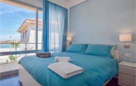 Appartamento con vista mare, cucina e aria condizionata - 100 m dalla spiaggia, Italy, Marina di Ragusa, Provincia di Ragusa
