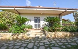 Accogliente appartamento di 180 m² con AC, parcheggio, terrazza e WiFi, Italy, Marina di Modica, Modica
