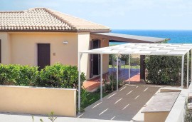 Appartamento vista mare con AC, parcheggio, terrazza e WiFi - 1 km dalla spiaggia di Maganuco, Italia, Marina di Modica, Modica