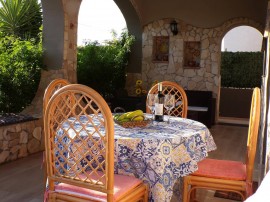 Elegangante villa con jacuzzi e piscina per bambini in pieno relax, Italia, Fontane Bianche, Cassibile