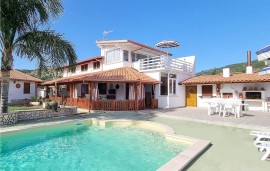 Appartamento vista mare con parcheggio, piscina e terrazza, Italia, Santa Maria Vibo Valentia, Provincia di Vibo Valen