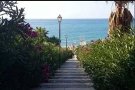 “Mottola Apartment” Elegante E Luminoso Appartamento 200 mt dal mare, Italia, Tropea, Provincia di Vibo Valentia