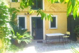 Incantevole villa in stile liberty con bellissimo giardino vicino alla spiaggia di Tropea ctr, Italia, Tropea, Provincia di Vibo Valentia