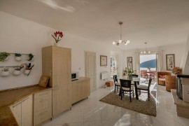 Lusso appartamento duplex con vista mozzafiato, Topla 111, Montenegro