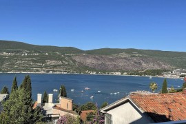 Splendida vista sul mare, a 50 metri dal mare, negozi, bar, ristoranti, centro storico