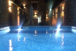 Grande villa di lusso sul lungomare con piscina privata per 10 persone