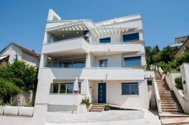 3 bedroom 3 bathroom pool Ivy House Montenegro, Montenegro, tivat