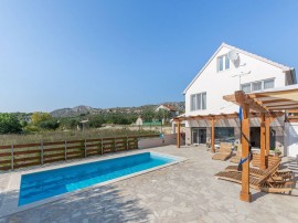 Casa vacanze esclusiva a Donje Polje con piscina, Croatia, Sebenico, Šibenik-Knin