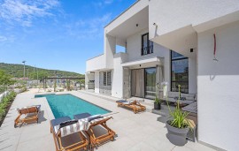 Casa vacanza per 8 persone con terrazza, Croatia, Bilice, Šibenik-Knin