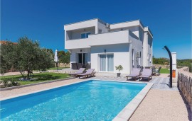 Casa vacanza per 9 persone con terrazza, Croatia, Raslina, Šibenik-Knin