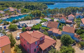 Casa vacanza per 9 persone con terrazza, Croatia, Jadrija, Šibenik-Knin