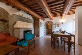 Agriturismo Pierle Cuiano La Loggia con vista sulle montagne, piscina in comune e Wi-Fi, Italy, Provincia di Arezzo