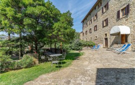 Appartamento sul fiume con piscina e giardino., Italia, Provincia di Arezzo