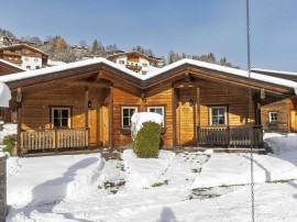 Two rustic chalets for small travel groups