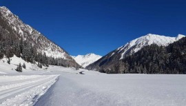 Rifugio per sciatori con terrazza e TV via cavo