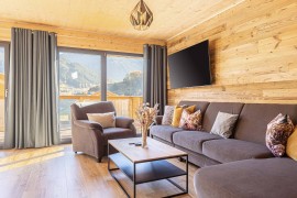 Chalet with 4 bedrooms for up to 10 people