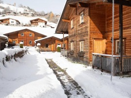 Two semi-detached chalets for travelling groups