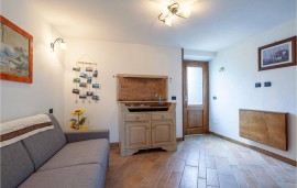 Appartamento di 100mq con bambino e letto matrimoniale, piscina e internet, Italia, Stazzema, Riviera Toscana
