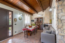 Casa di gelsomino a 200 metri dalla spiaggia di sabbia e, Italy, Cicirata, Siracusa e dintorni