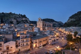 Pitagora, appartamento fronte mare e vista sulla spiaggia di Donnalucata, Italy, Scicli, Provincia di Ragusa