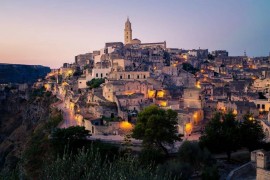 Private hilltop villa with infinity pool ideal for your visit to Puglia., Italia, Matera, Piana del Metaponto