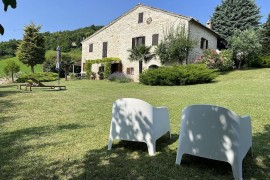 casale in pietra ristrutturato con cura, Italia, Arcevia, Provincia di Ancona