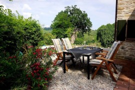 Quietly situated vacation home with pool for 12-14 pers., Italia, Cupramontana, Provincia di Ancona