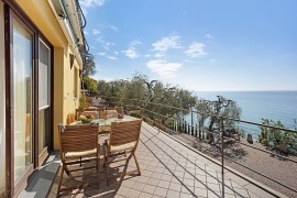 Appartamento 'Casa Pepe' con vista mare, giardino e Wi-Fi, Italia, Poggi Imperia, Imperia